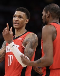 九游体育-小贾三分10中1！夹KD无限放空小贾 空间差&amp;无发牌手导致逻辑闭环