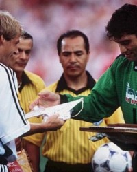 九游体育-克林斯曼贬低伊朗绝杀，奎罗斯：你的嘴是足球之耻