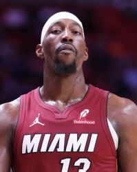 jiuyou-记者谈阿德巴约拿到83分：我再也不想听到什么热火文化