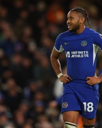 九游体育-记者：蓝军提出恩昆库换费尔明被巴萨拒绝 巴萨未优先考虑恩昆库