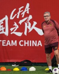 jiuyou-伊万稳字当头拒临战大变阵 继续442？国足重在纠错