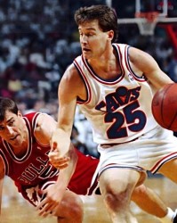 1米83征服NBA，历史伟大的射手之一，骑士队退役其25号球衣